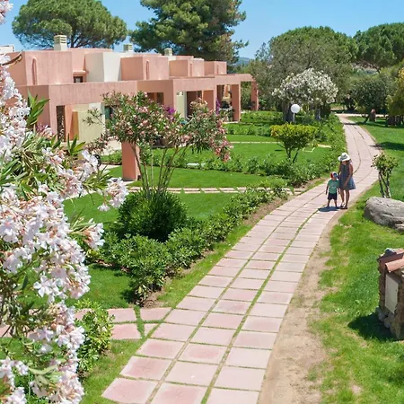 Cormoran Hotel apartamentowy Villasimius