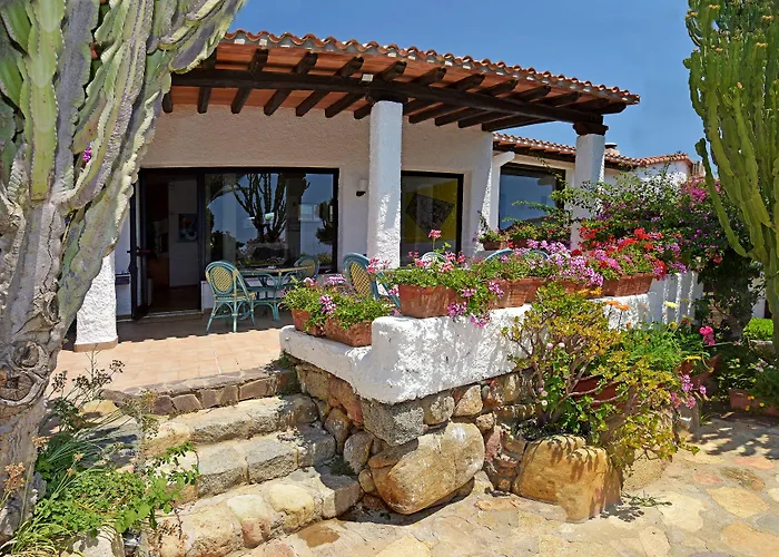 Cormoran Apartahotel 4*